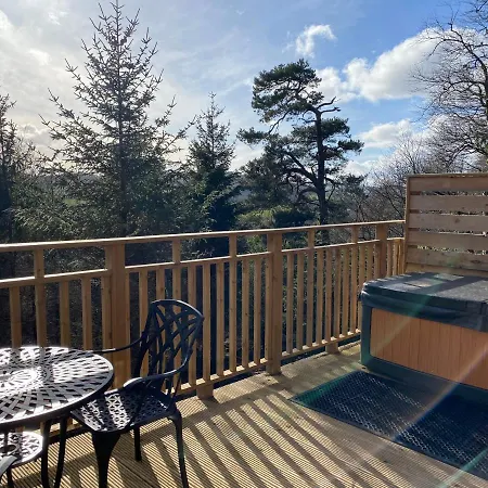 Beechnut Lodge With Hot Tub Cupar Exterior photo